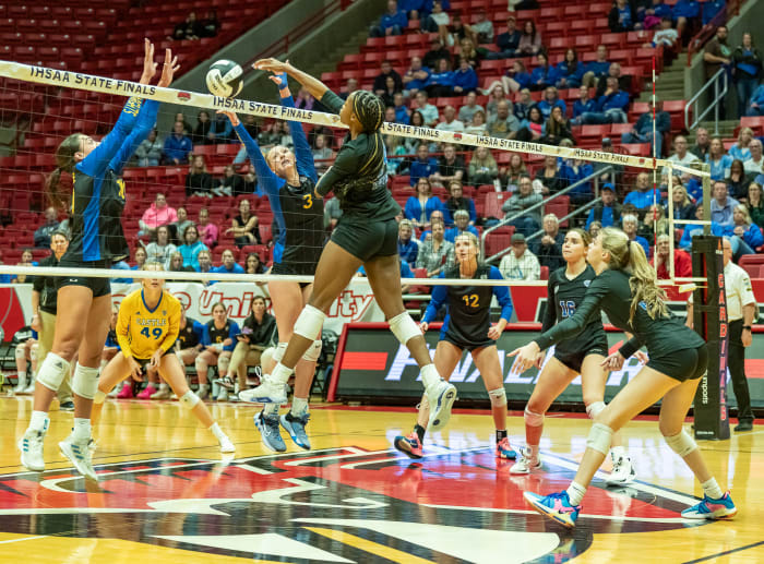Hamilton Southeastern Castle Illinois girls volleyball 11-4-23 Julie L Brown 24077